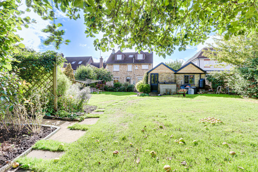 Additional image 26 of Jameson Road, Harpenden, Hertfordshire, AL5