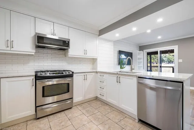 Additional image 19 of 55 Thames Way