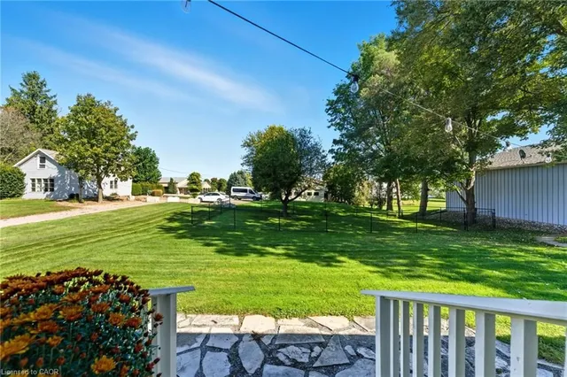 Additional image 32 of 146 Lynden Rd