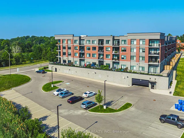 Additional image 22 of 1 Redfern Ave Unit 317