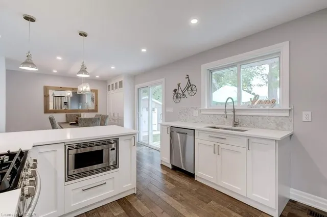 Additional image 13 of 29 Brian Blvd