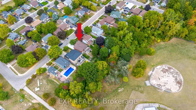 Additional image 46 of 633 Rosseau Rd