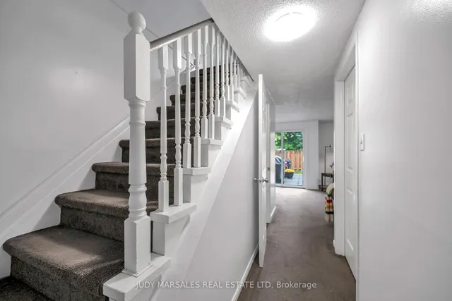 Additional image 33 of 26 Moss Blvd Unit 19