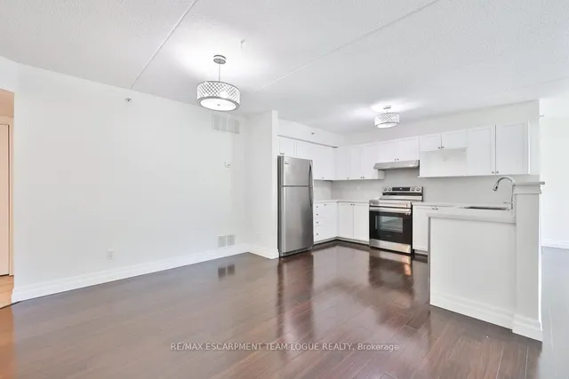 Additional image 8 of 2035 Appleby Line Unit 113