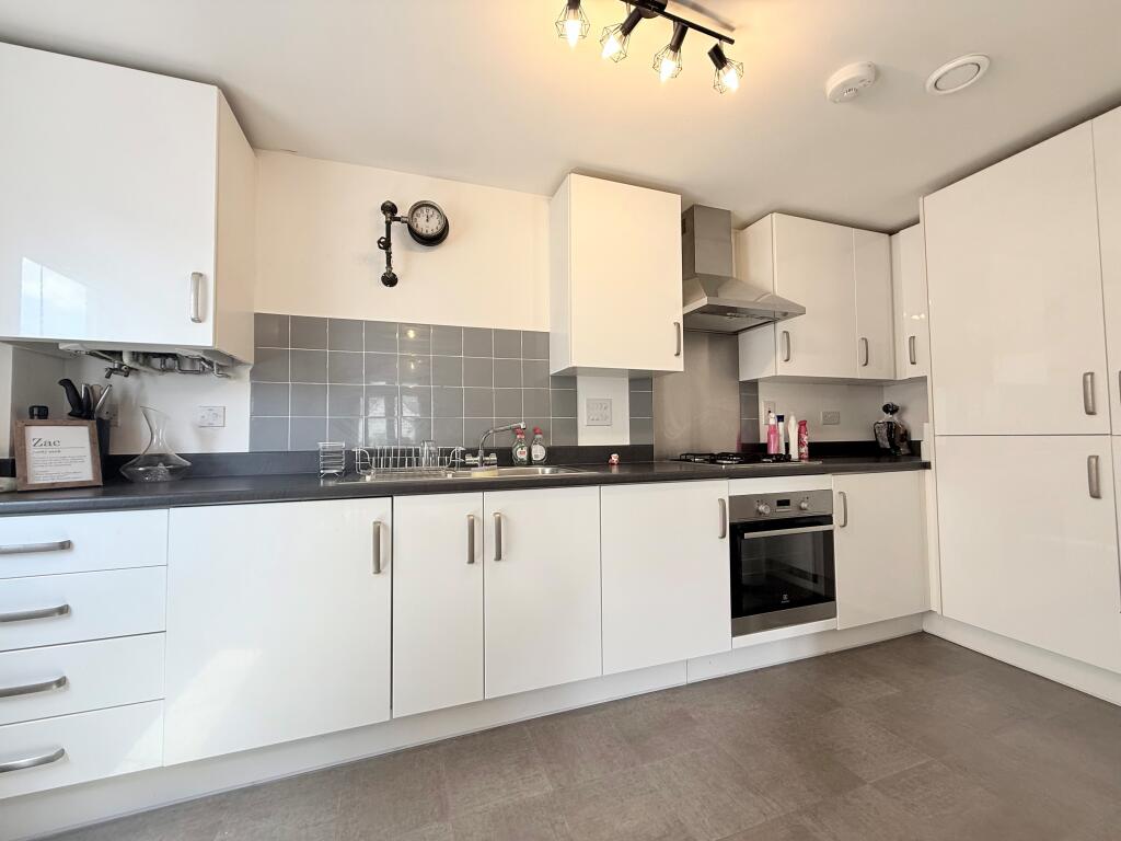 Additional image 9 of Sovereign Place, HATFIELD