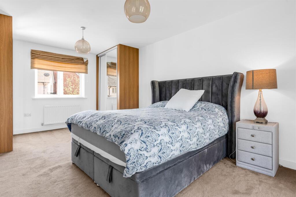 Additional image 11 of Appletree Way, Welwyn Garden City