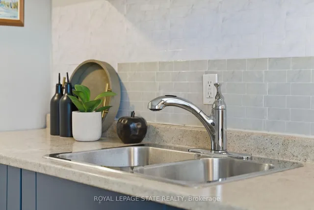 Additional image 23 of 13 Bruce St