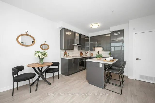 Additional image 6 of 2093 Fairview St Unit 2010