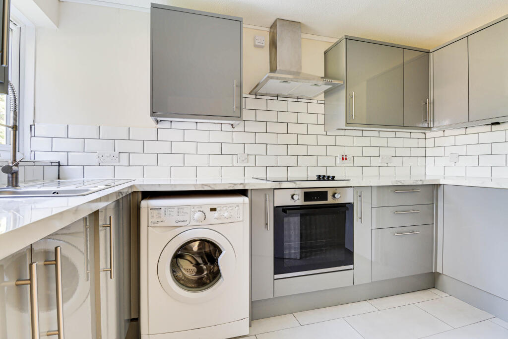 Additional image 11 of Milton Road, Harpenden, AL5