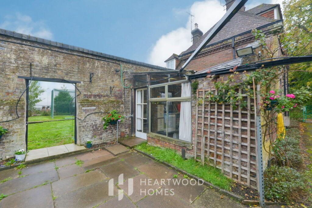 Additional image 20 of Gardeners Cottage, Batchwood Hall, St. Albans, AL3 5XA