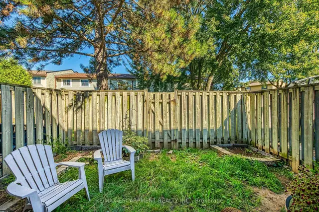 Additional image 34 of 341 Wilson Dr Unit 16