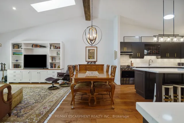 Additional image 18 of 353 Park St