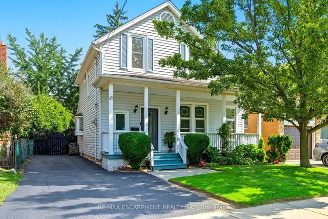 33 Broadway Ave