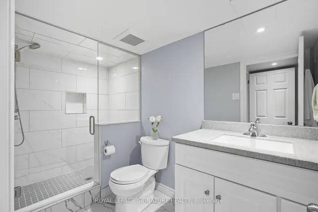 Additional image 31 of 2105 Newell Cres