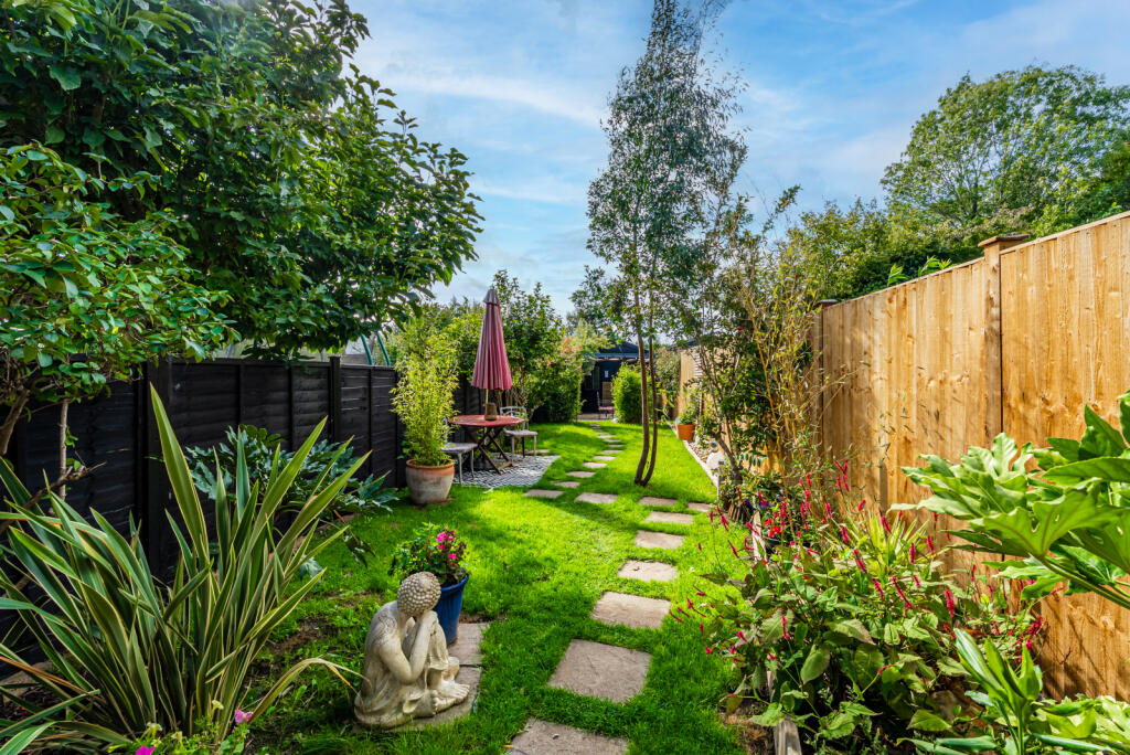 Additional image 3 of Watling Street, Park Street, St. Albans, Hertfordshire, AL2