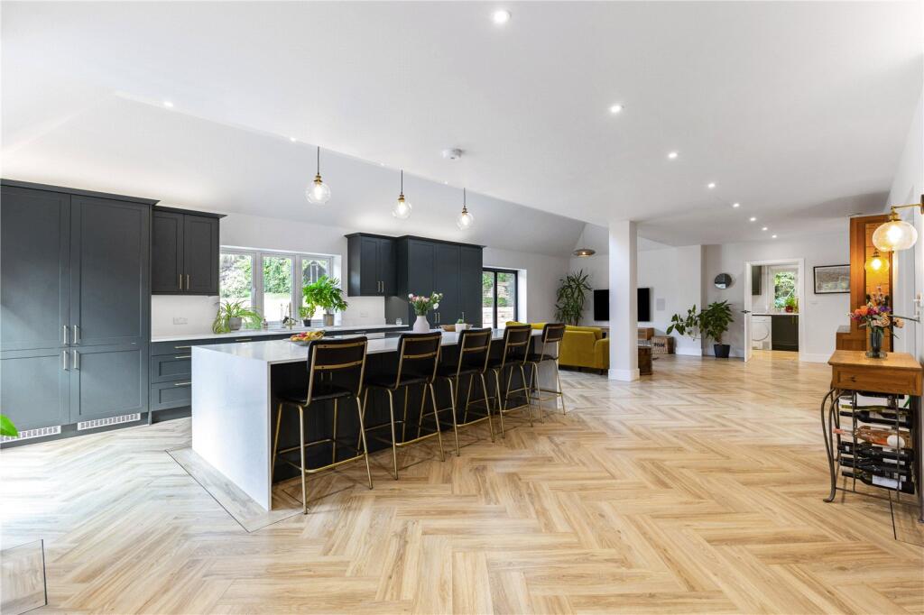 Additional image 7 of Reynards Road, Welwyn, Hertfordshire, AL6