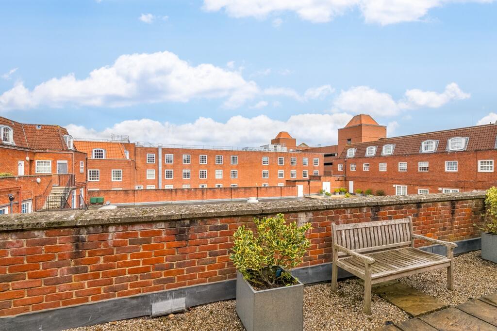 Additional image 22 of Longcroft House, Fretherne Road, Welwyn Garden City, Hertfordshire, AL8 6PZ