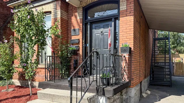 Additional image 5 of 164 WENTWORTH St