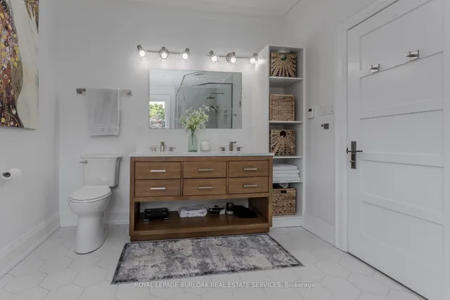 Additional image 33 of 694 Cedar Ave