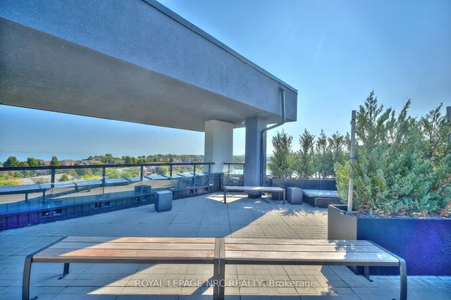 Additional image 26 of 600 North Service Rd Unit 221