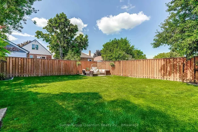 Additional image 40 of 662 Upper Sherman Ave