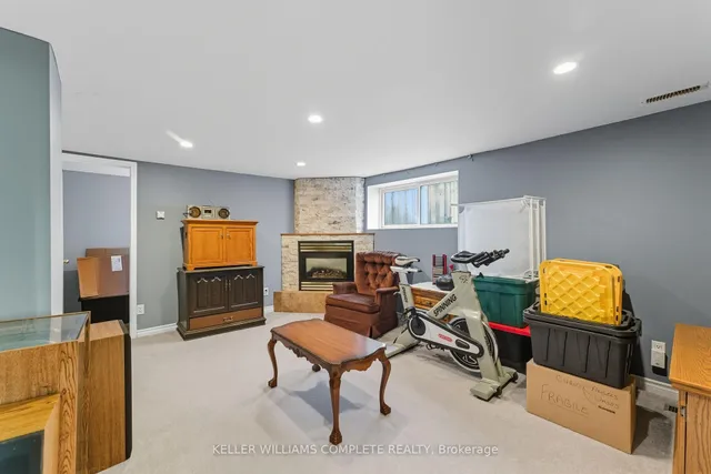 Additional image 24 of 446 East 42nd St
