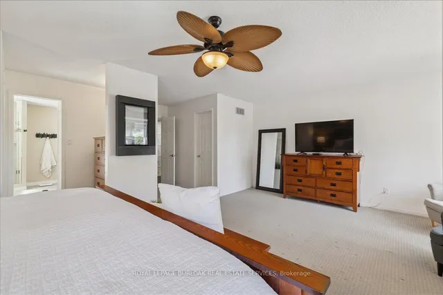 Additional image 28 of 44 Sunvale Pl