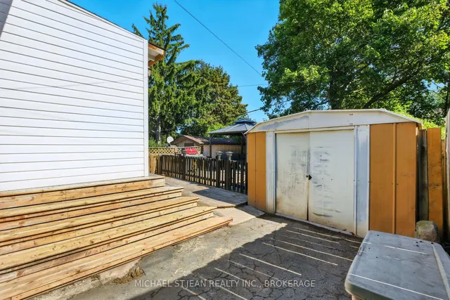 Additional image 45 of 313 Graham Ave