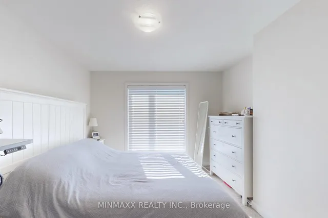 Additional image 24 of 590 North Service Rd Unit 59