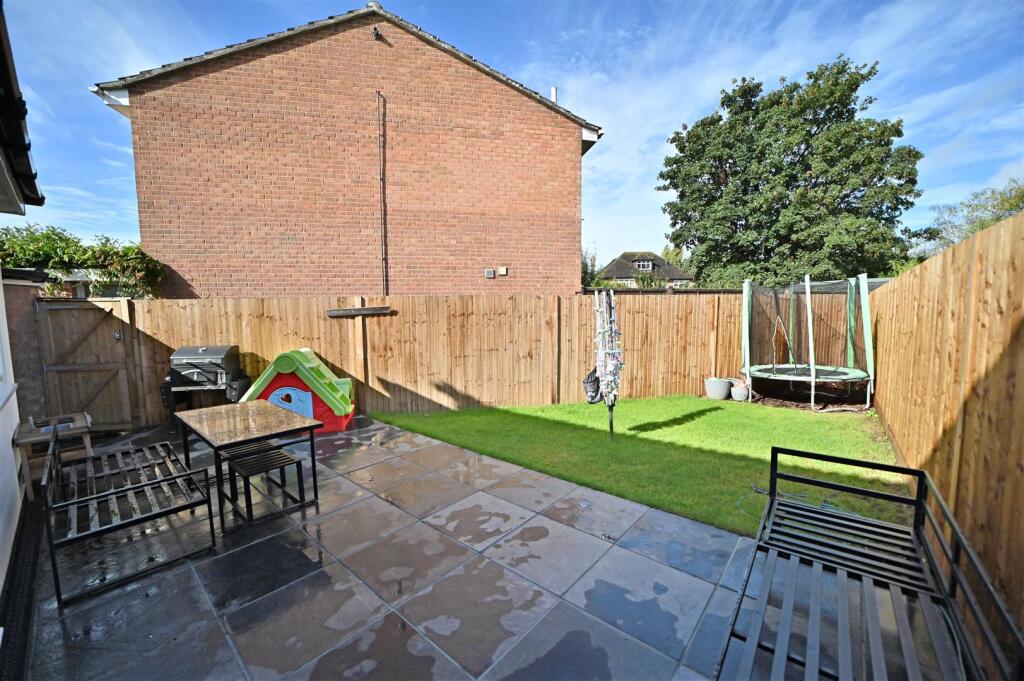 Additional image 15 of Booths Close, Welham Green