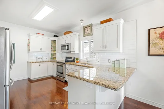 Additional image 16 of 60 Garinger Cres