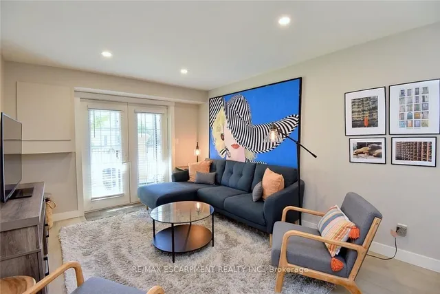 Additional image 11 of 2035 Appleby Line Unit 103