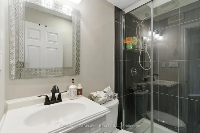 Additional image 27 of 5566 Thorn Lane