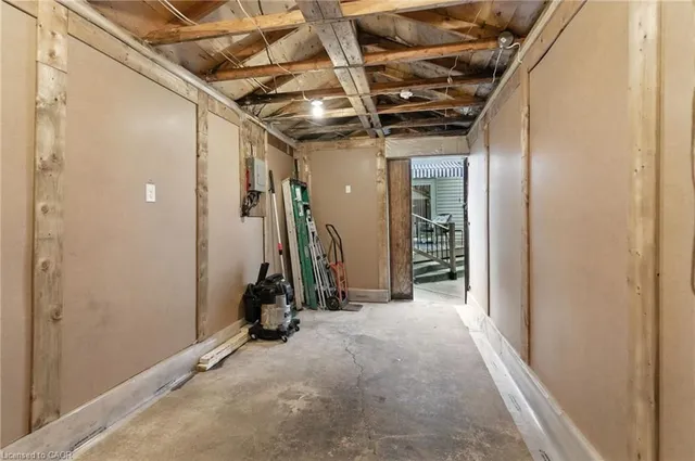 Additional image 42 of 33 Bernard St