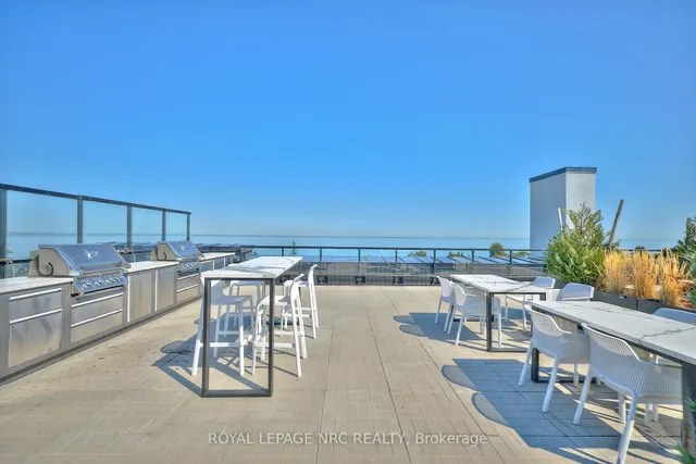 Additional image 27 of 600 North Service Rd Unit 221