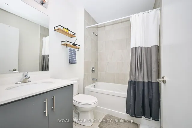 Additional image 17 of 600 North Service Rd Unit 221