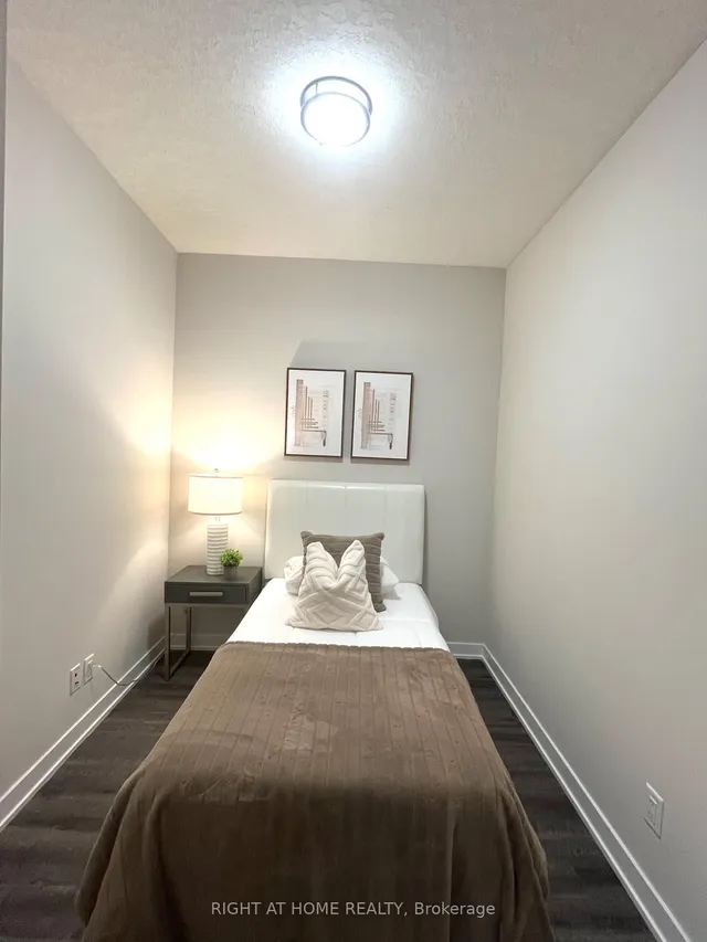 Additional image 20 of 16 Markle Cres Unit 214