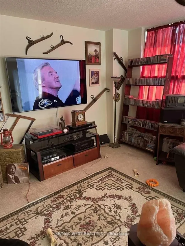 Additional image 2 of 15 Albright Rd Unit 1011