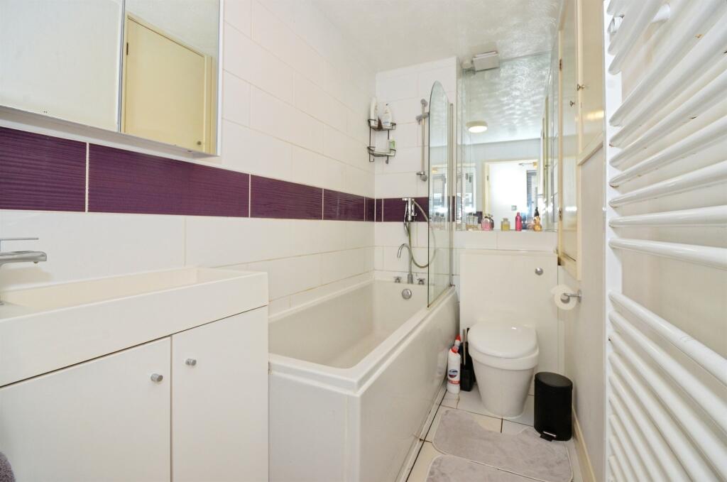 Additional image 4 of Cosne Mews, Harpenden