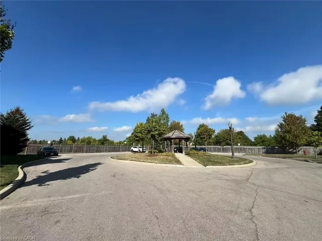 Additional image 27 of 370 Stonehenge Dr Unit 12