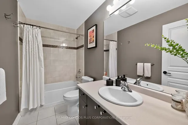 Additional image 27 of 1491 Plains Rd Unit 4