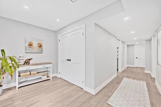 Additional image 24 of 106 Campbell Ave