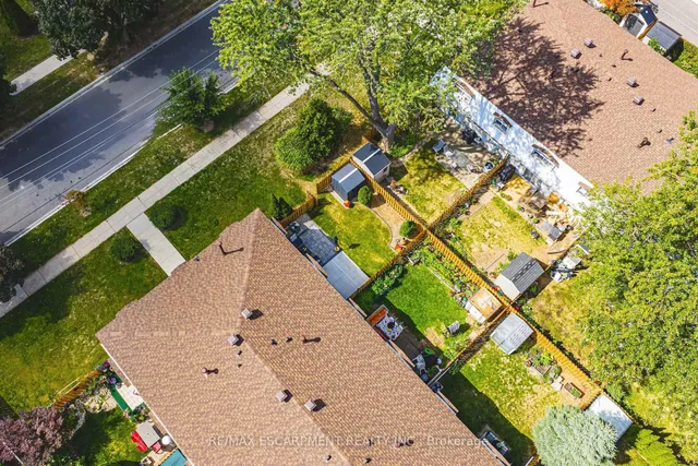 Additional image 39 of 469 Claridge Rd Unit 1