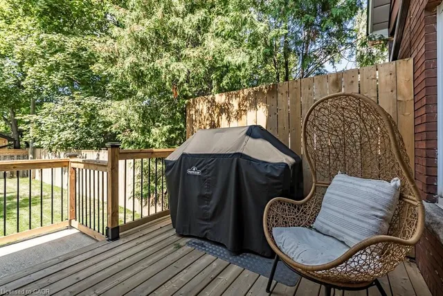 Additional image 43 of 228 Edgemont St