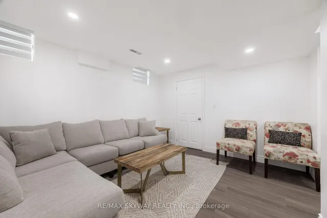 Additional image 43 of 1570 Cartwright Cres