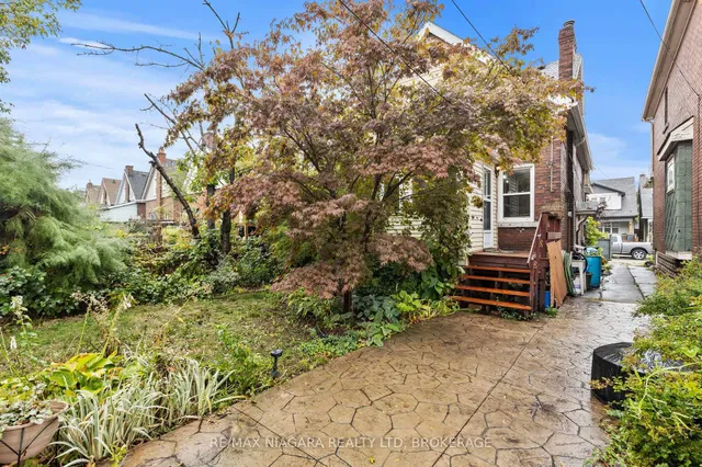 Additional image 31 of 154 Melrose Ave