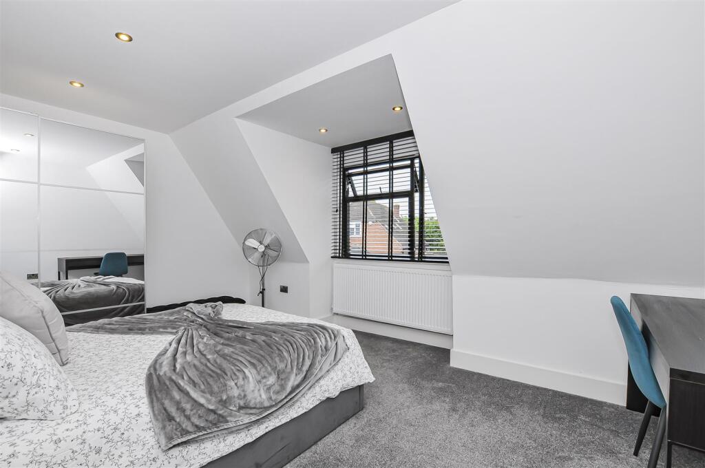 Additional image 12 of Burston Drive, Park Street, St. Albans