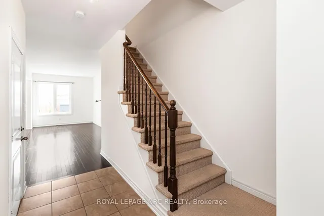 Additional image 6 of 45 Seabreeze Cres Unit 22