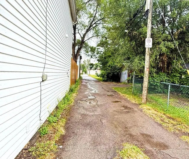 Additional image 17 of 32-34 Clinton St