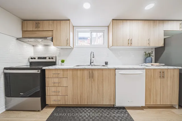 Additional image 24 of 131 Welbourn Dr